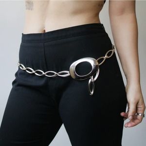 VINTAGE CHAIN BELT